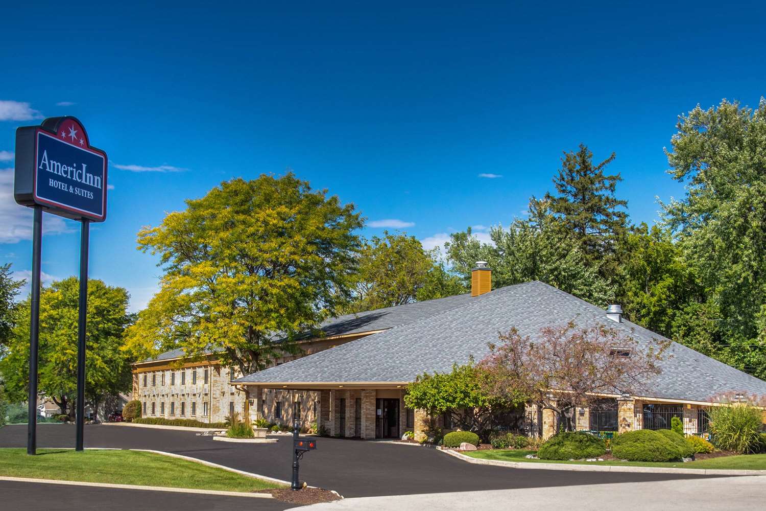 AmericInn by Wyndham Delafield 1/18