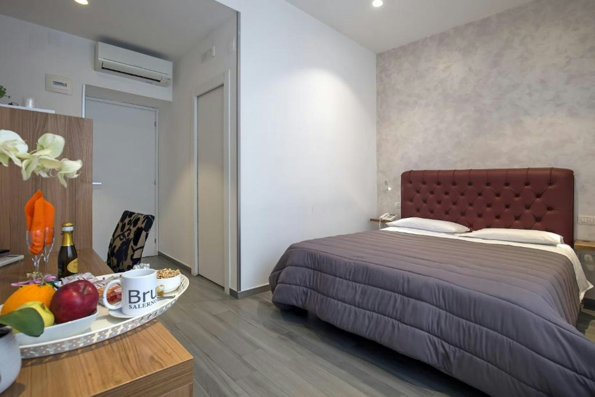 Hotel Bruman Salerno 7/24