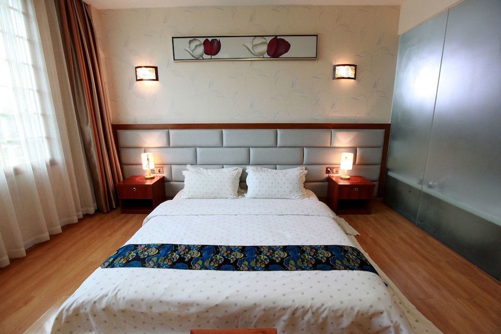 Jun Chen Health Hotel 11/34