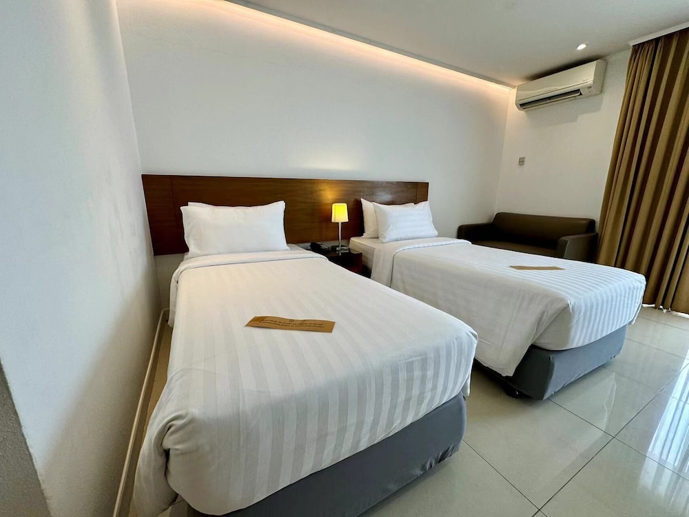 Thomson Hotel Huamark 16/50