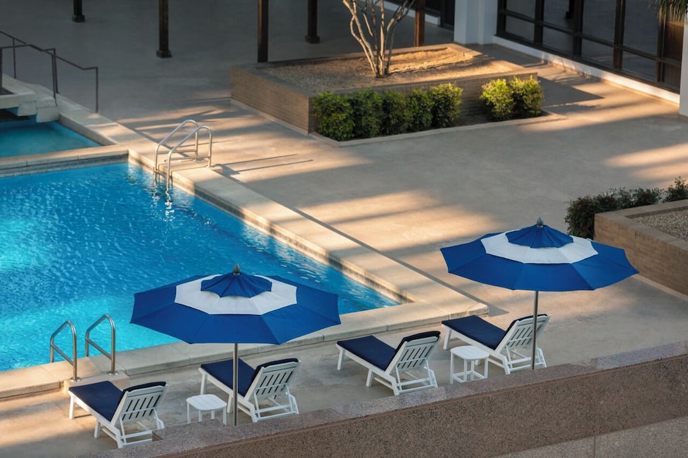 Fairmont Dallas 51/73