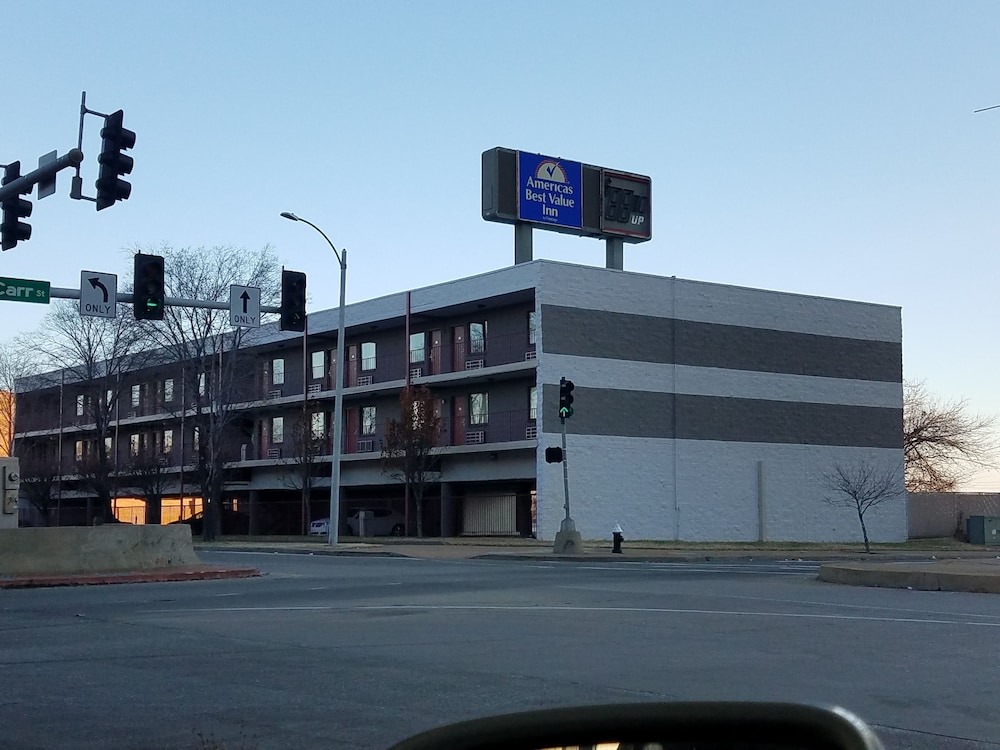 Americas Best Value Inn St Louis/Downtown photo5