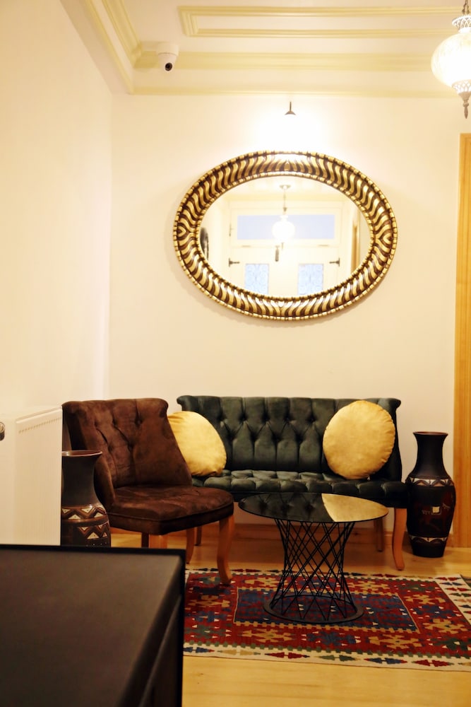 Belizia Hotel 37/61