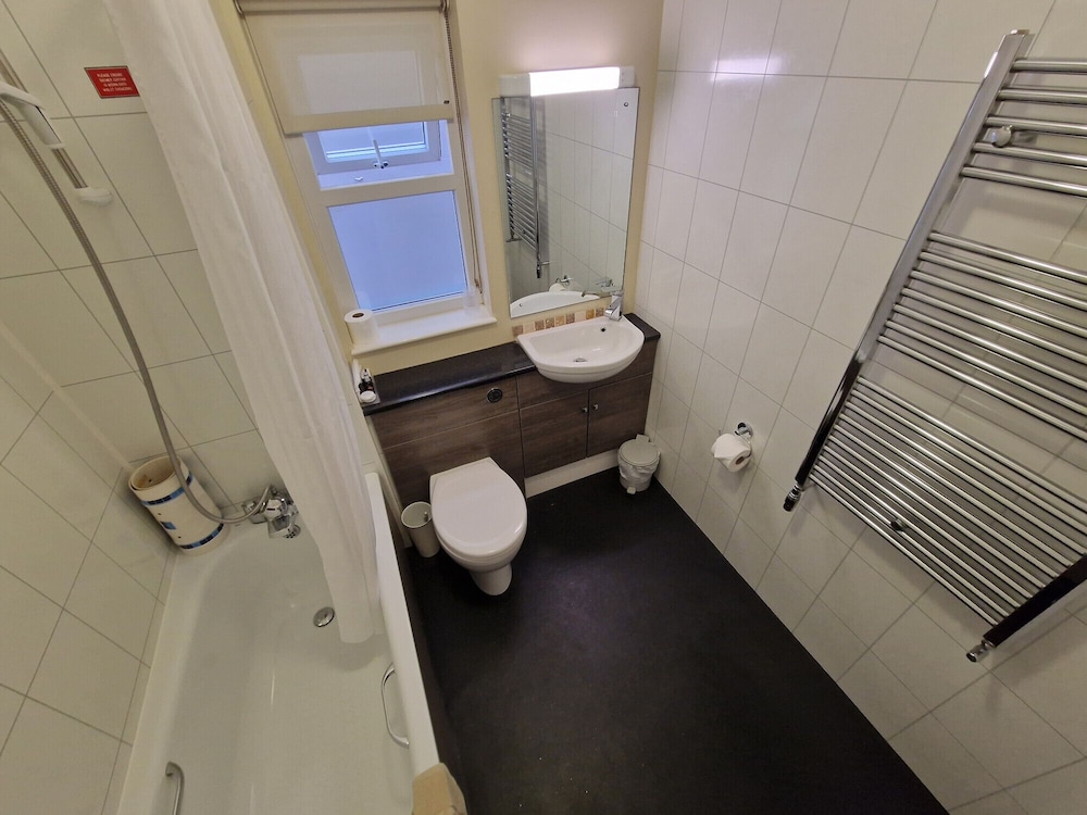 Grange Lodge Hotel 46/46