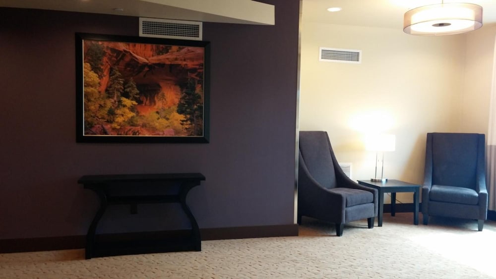 Ledgestone Hotel Vernal 39/63