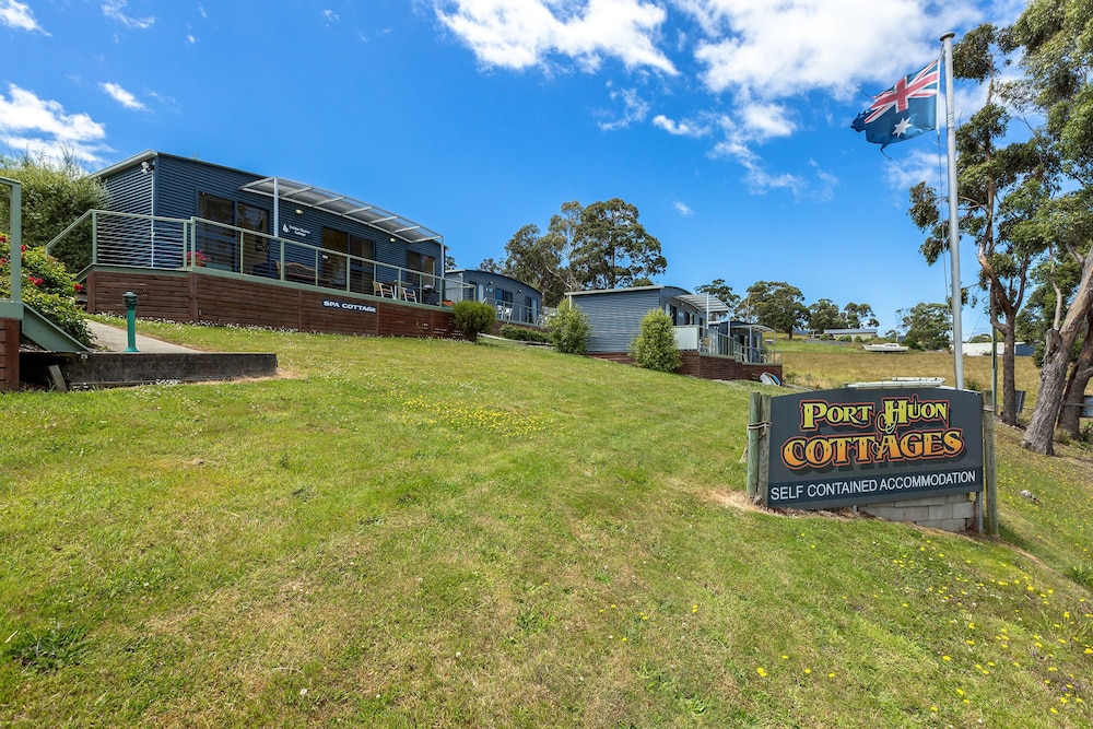 PORT HUON COTTAGES 16/19