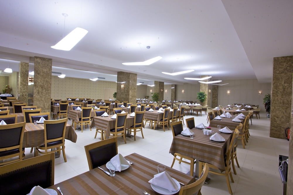Grand Hotel Gulsoy 49/64