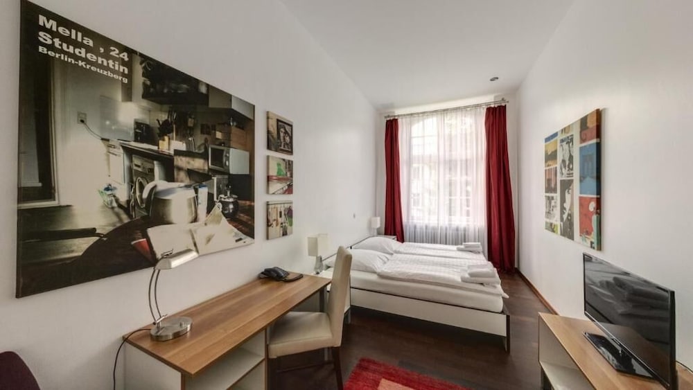 GLS Studio Hotel Berlin 12/33