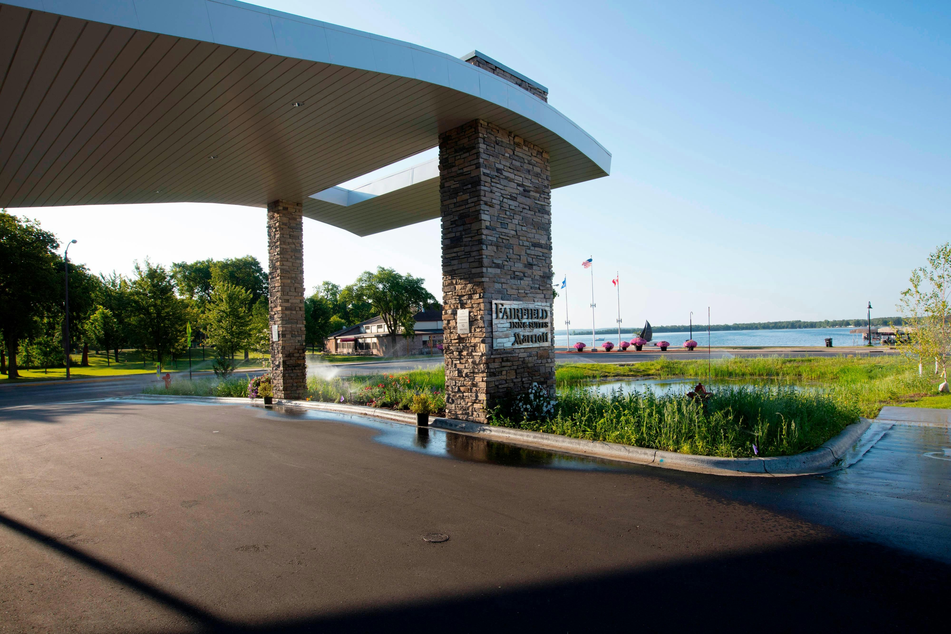 Fairfield Inn And Suites Detroit Lakes 32/33