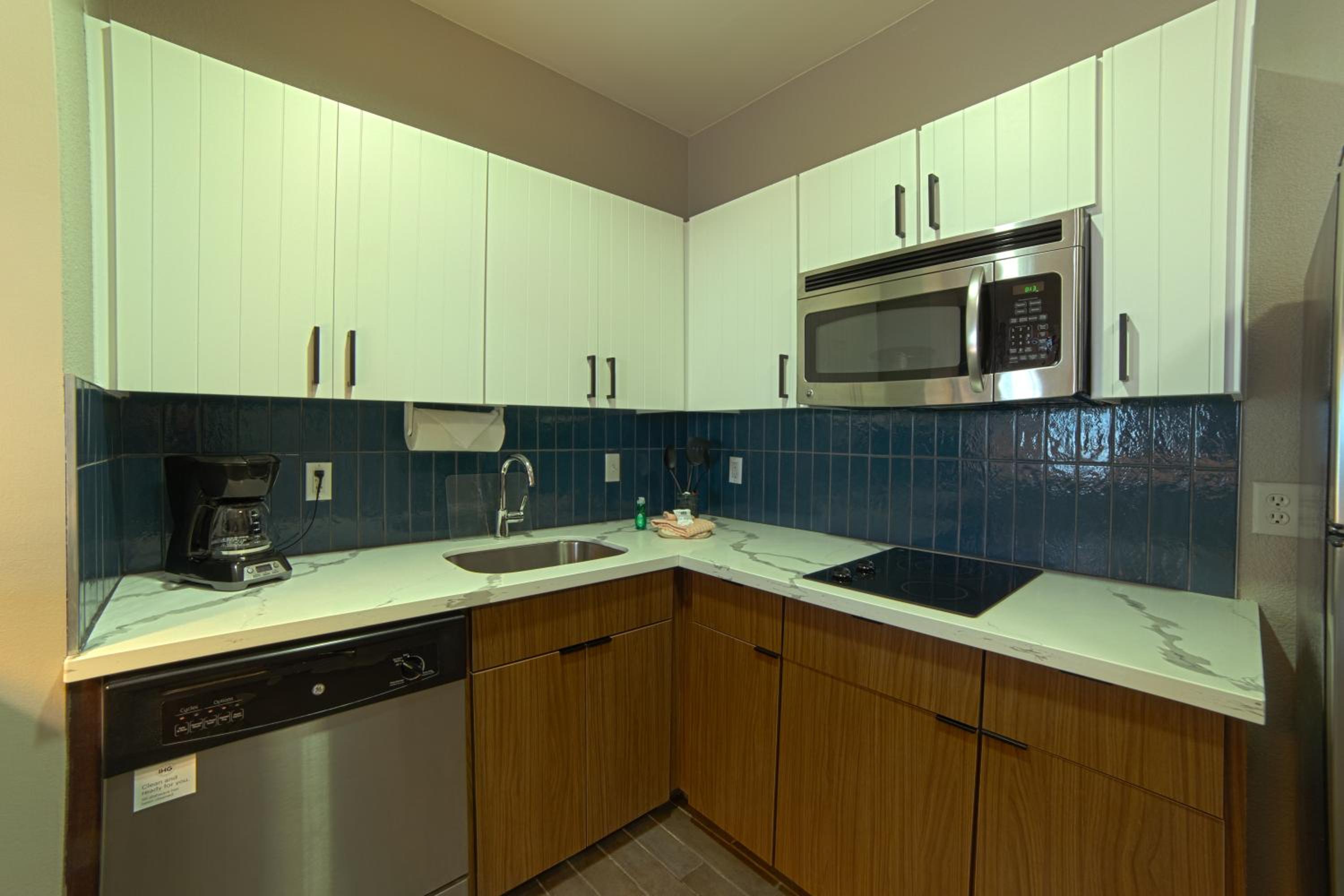 2 Bedrooms, Suite, 2 Bathrooms, Accessible، Staybridge Suites Houston-Nasa/Clear Lake 7/10
