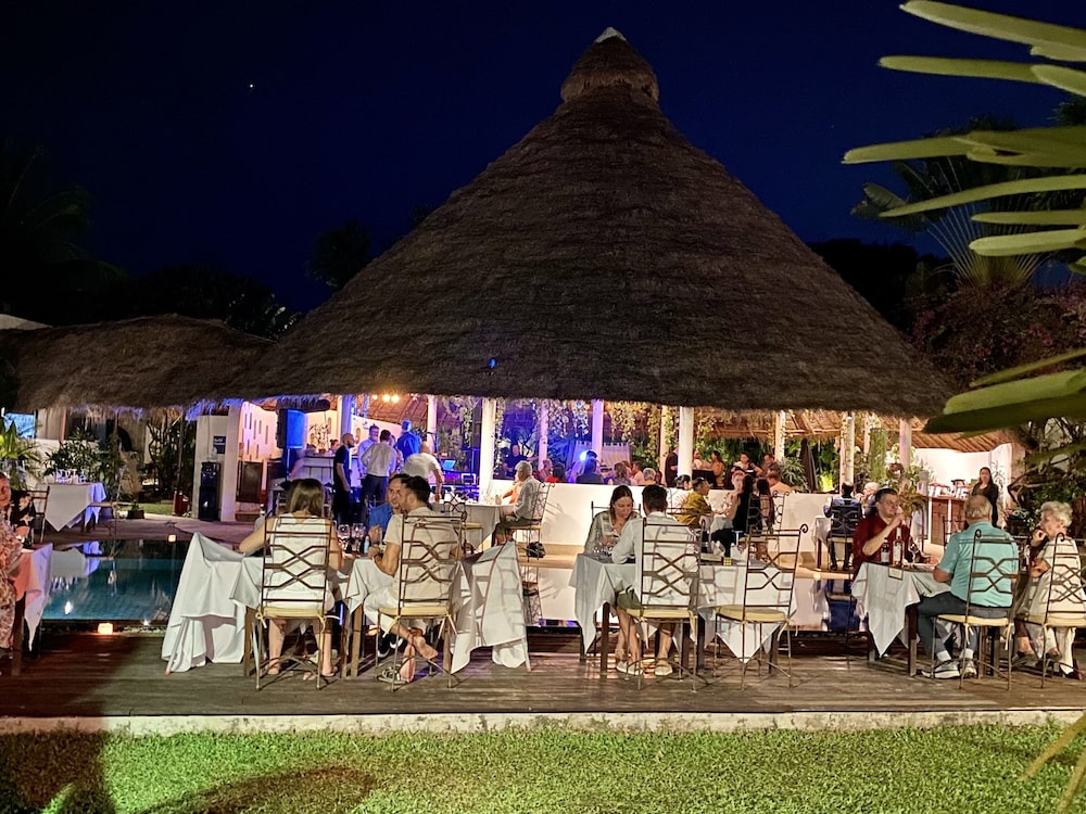 Navutu Dreams Resort And Wellness Retreat 65/72