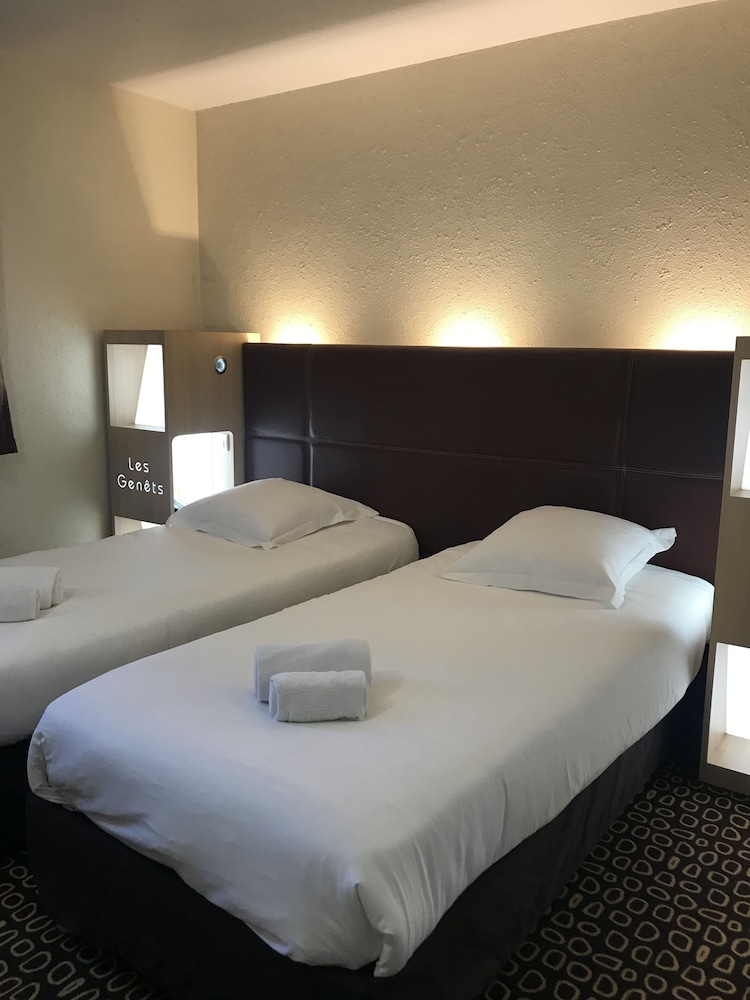 Hotel les Genets 20/50
