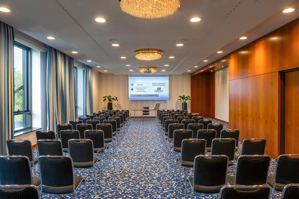 Maritim Hotel Dusseldorf 71/73
