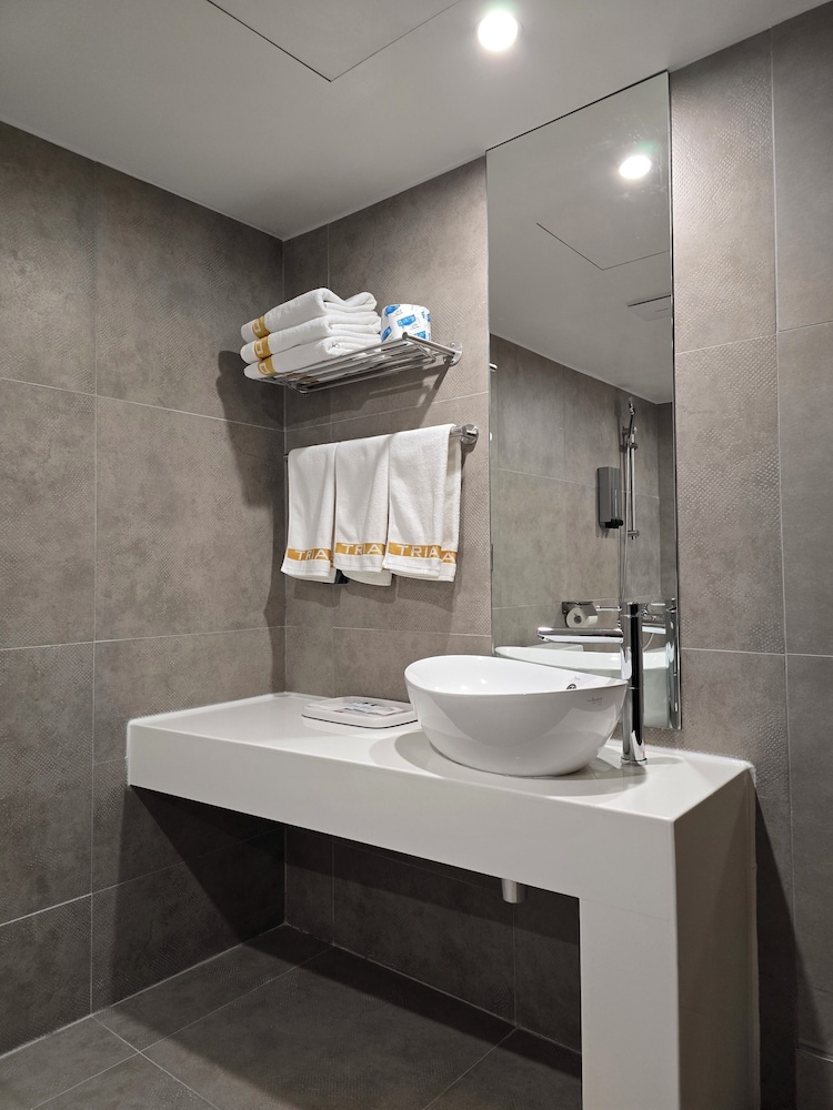 Tria Hotel 62/62
