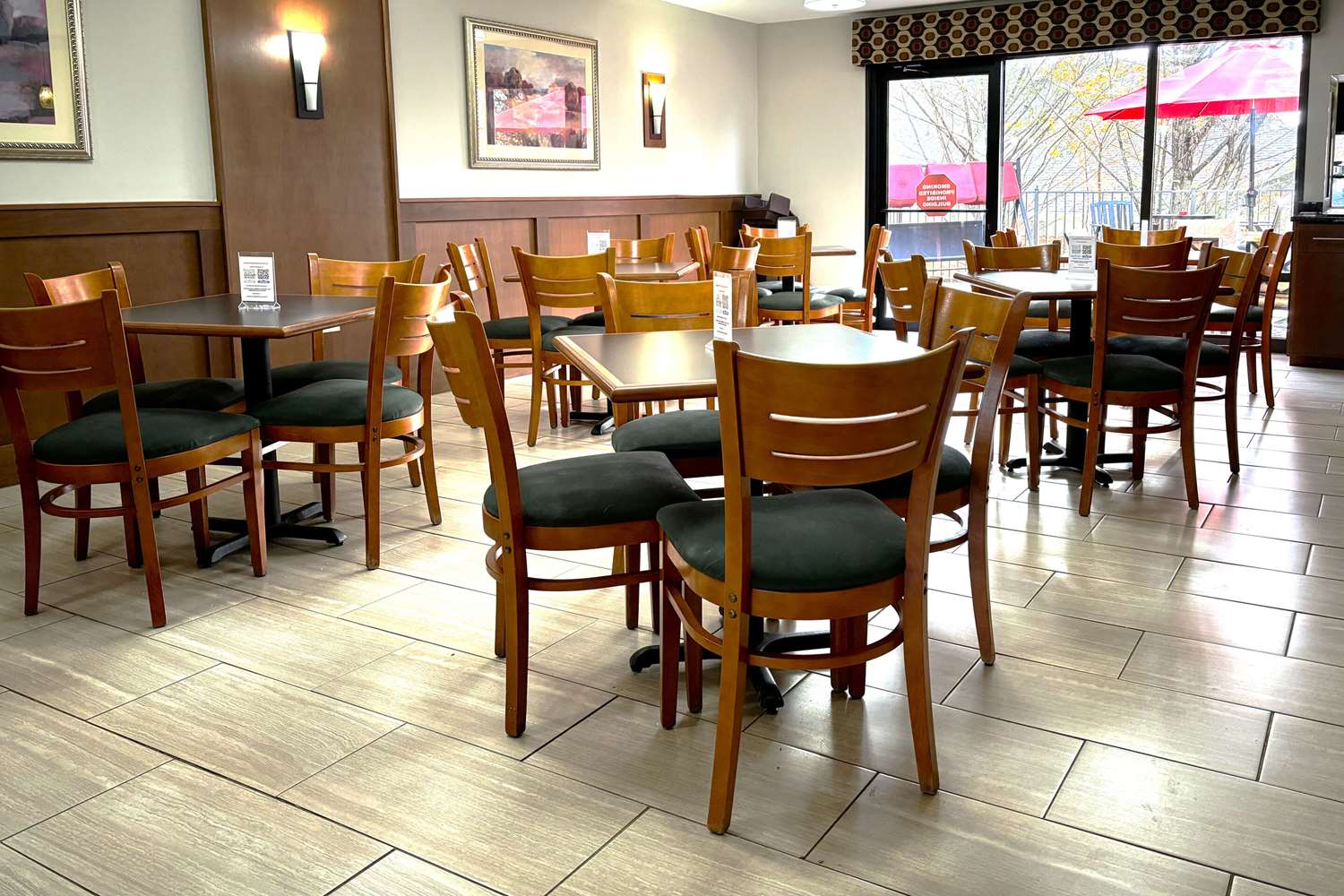 Quality Inn & Suites Dawsonville GA 35/40