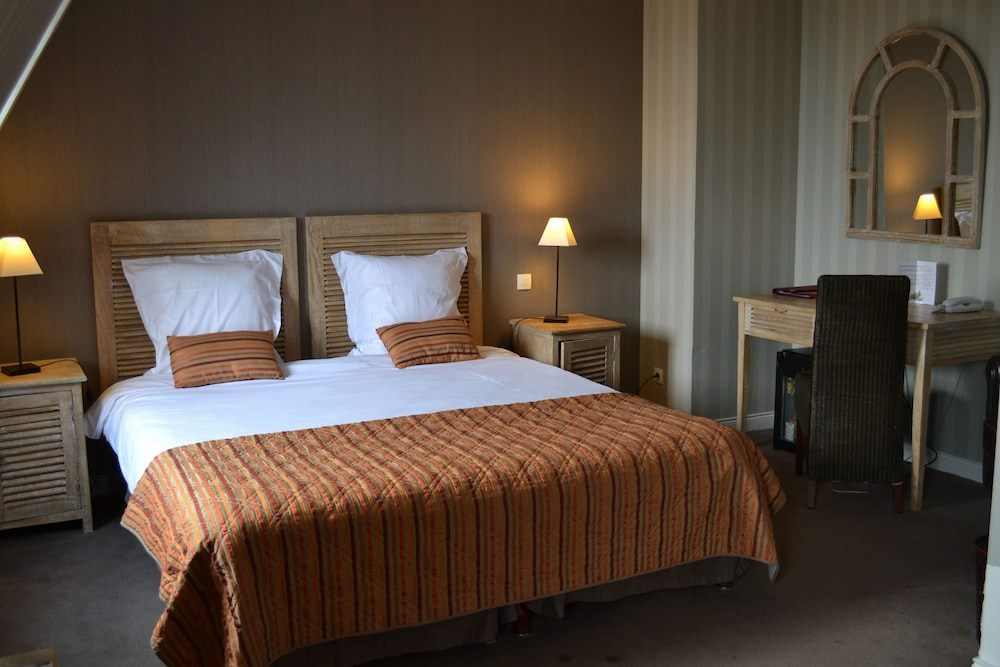 Qualys Hotel Almoria 16/75