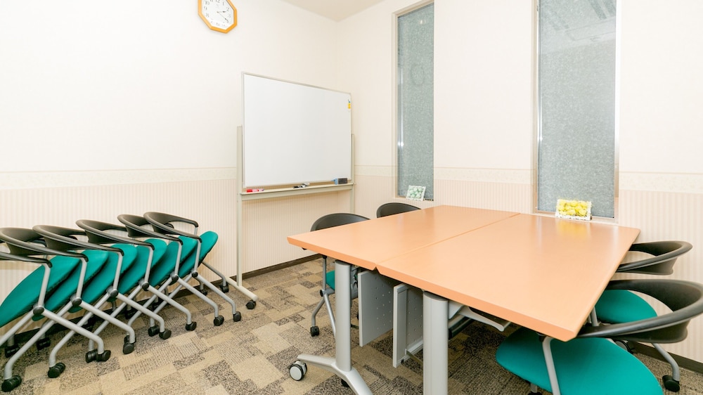 Toyoko Inn Tsuruga Ekimae 54/57