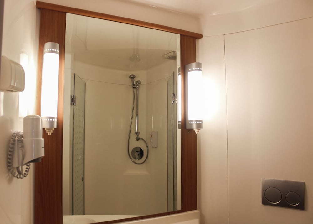 Ibis Makassar City Center 30/30