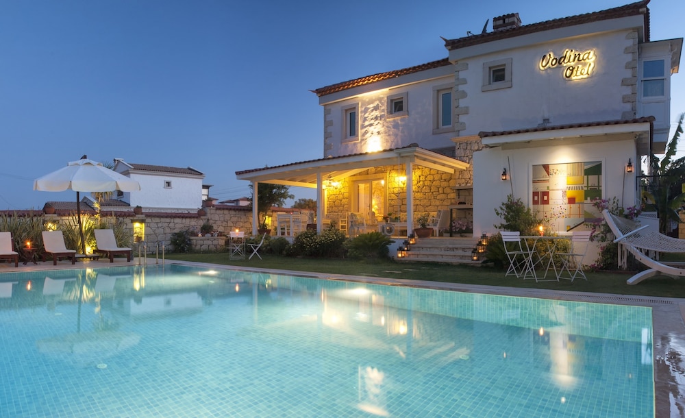 Vodina Hotel 1/50