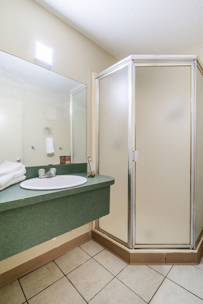 OYO Hotel Shreveport Airport North 47/60