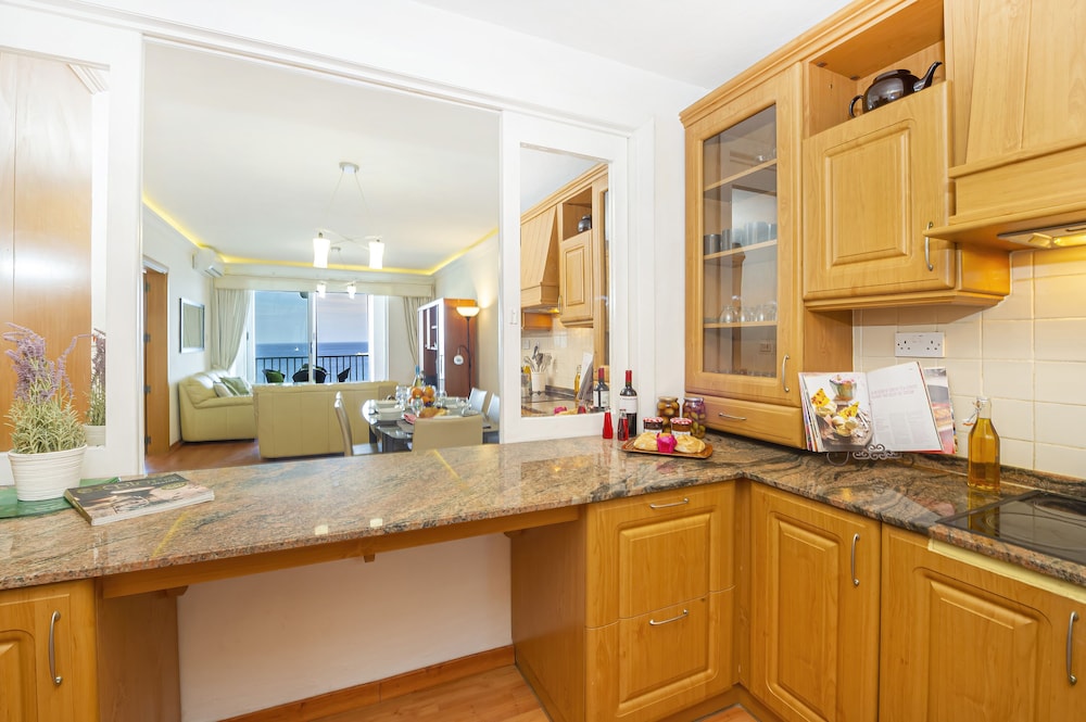 Spinola Bay Apartment 40/40