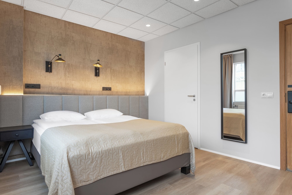 Alva Hotel 25/60