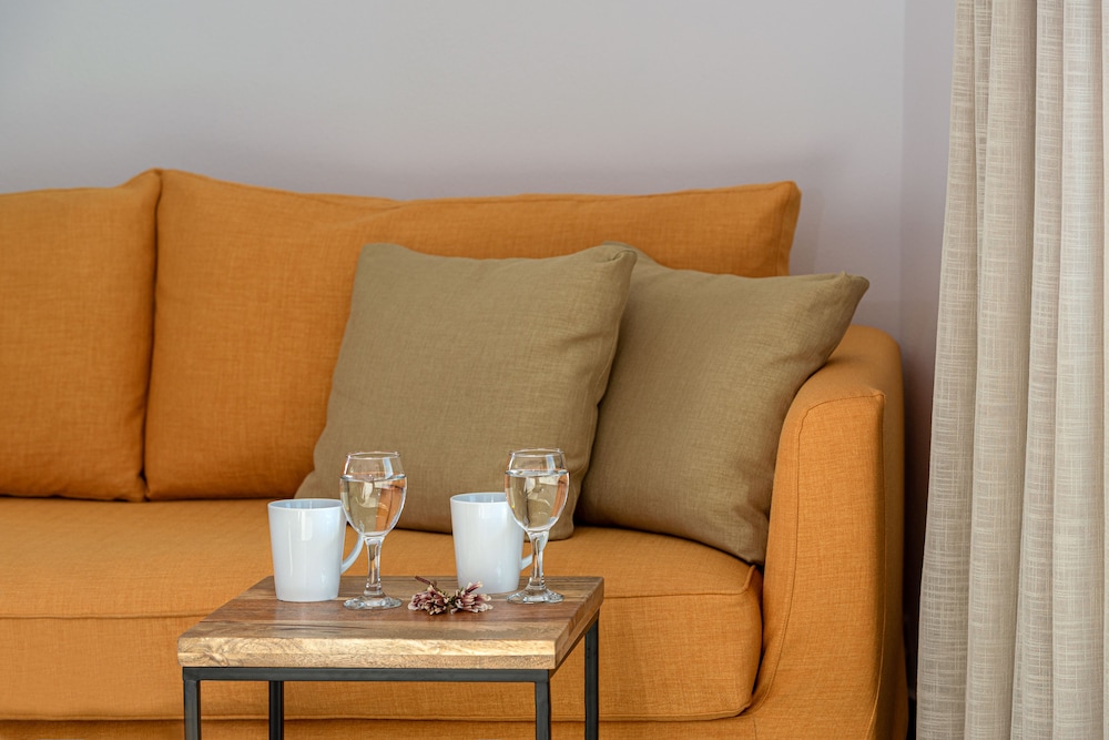 Adamant Suites - Adults Only 26/69