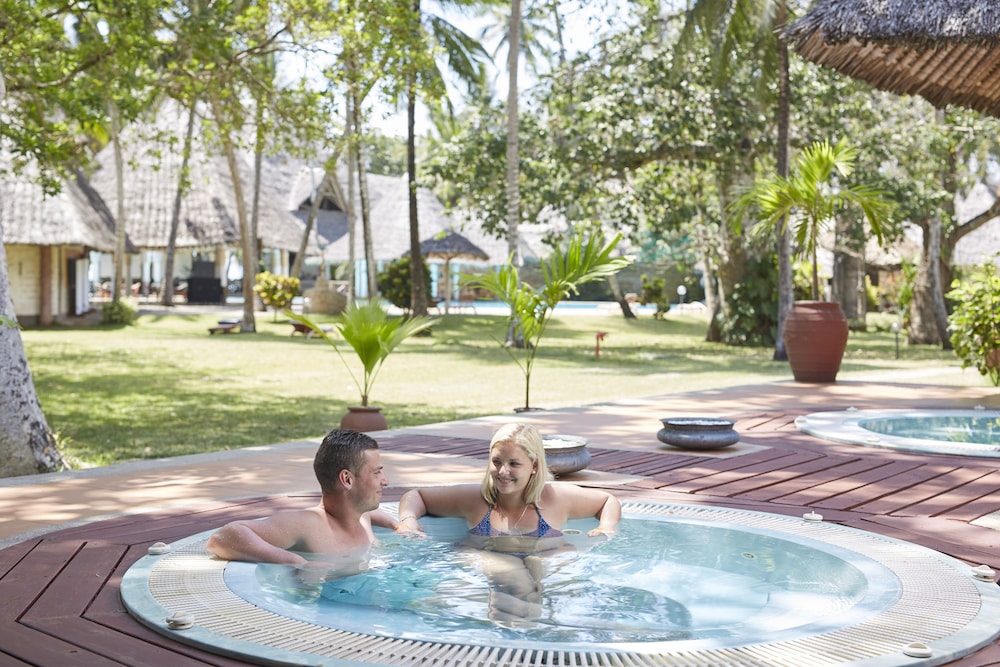 Neptune Village Beach Resort & Spa 8/59