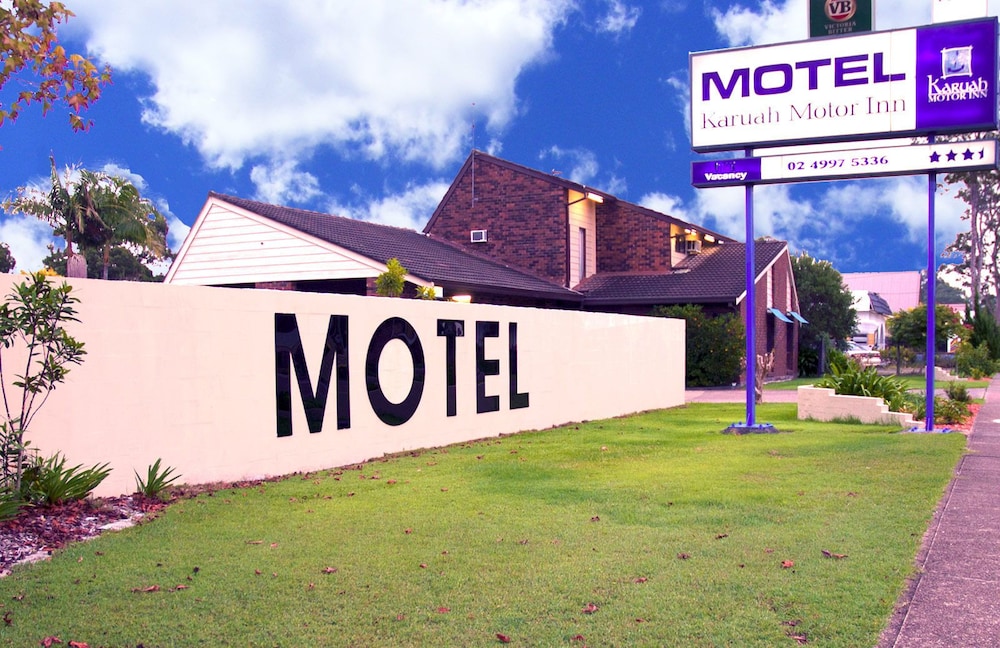KARUAH MOTOR INN 1/59