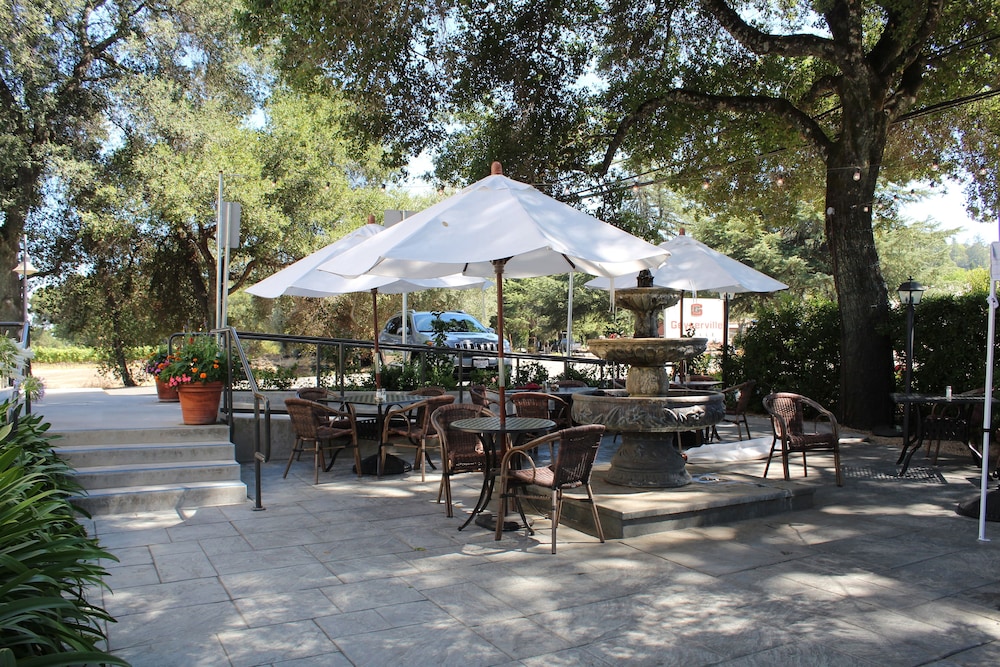 Geyserville Inn 56/70