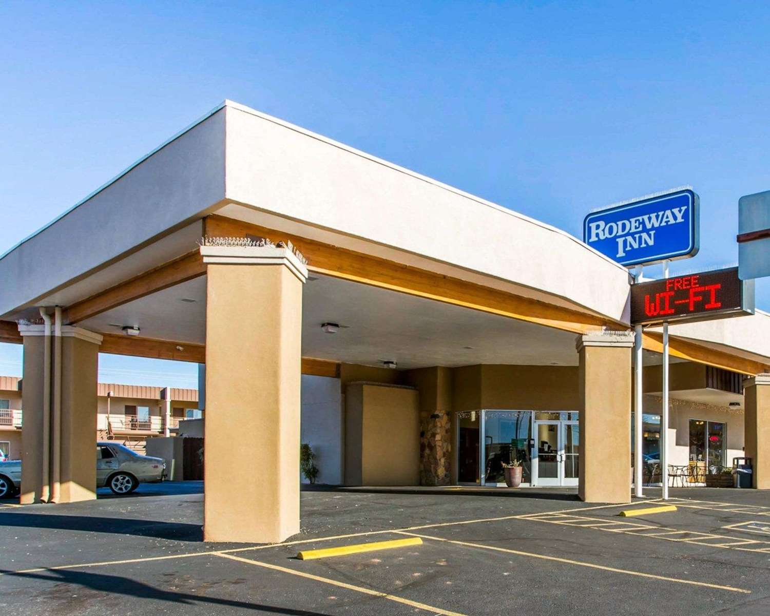Rodeway Inn At Lake Powell 37/42
