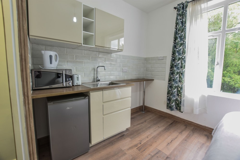 OYO Regency Guest House Manchester North 43/43