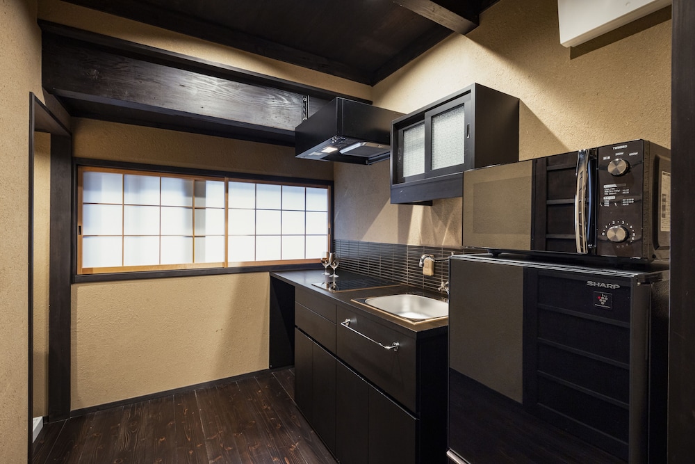 Rinn Premium Koki West/East 7/27