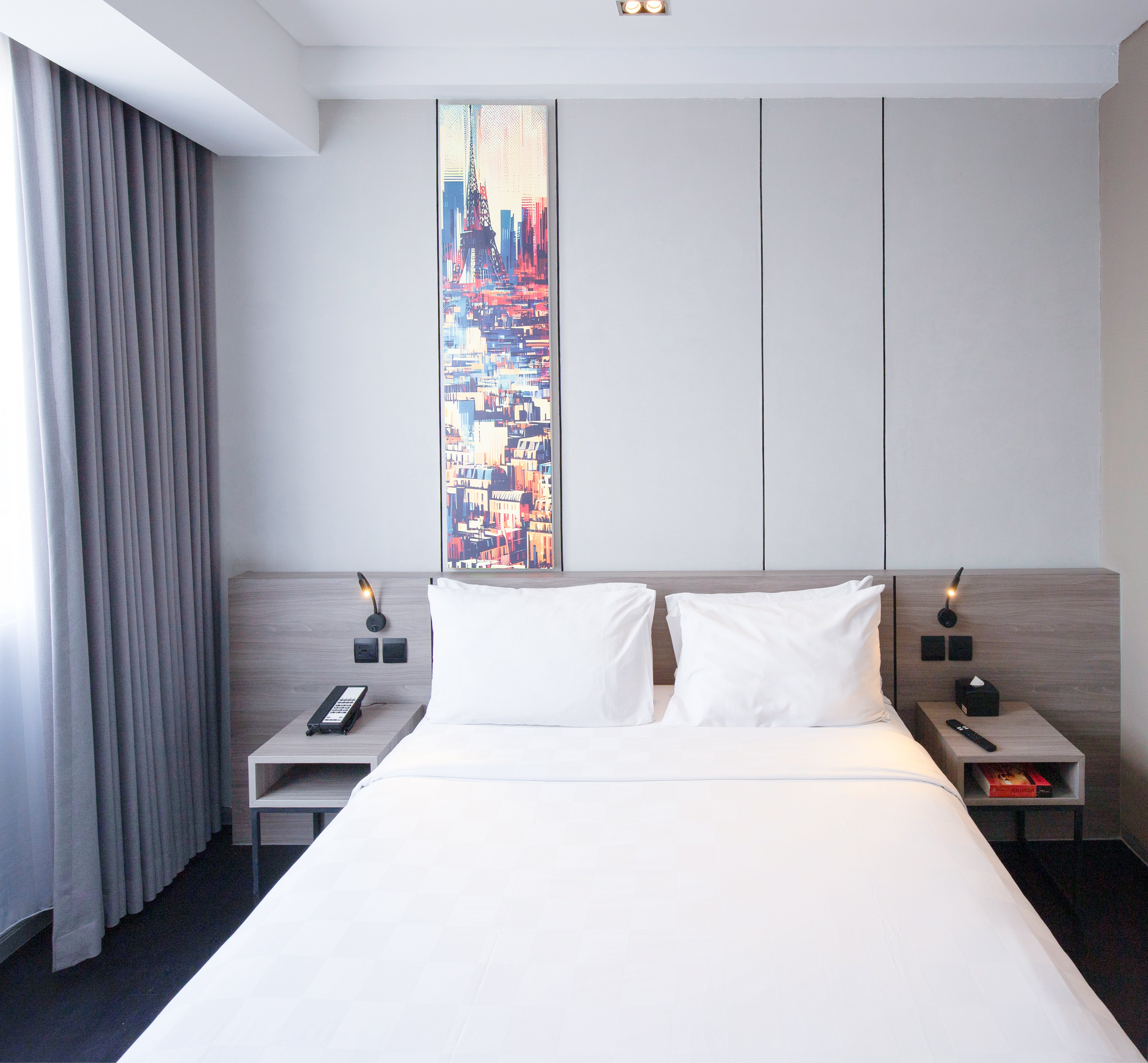 Deluxe, Queen Bed