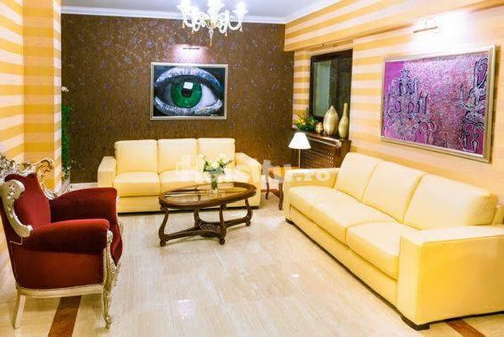 HOTEL BOUTIQUE BELVEDERE SINAIA 32/60