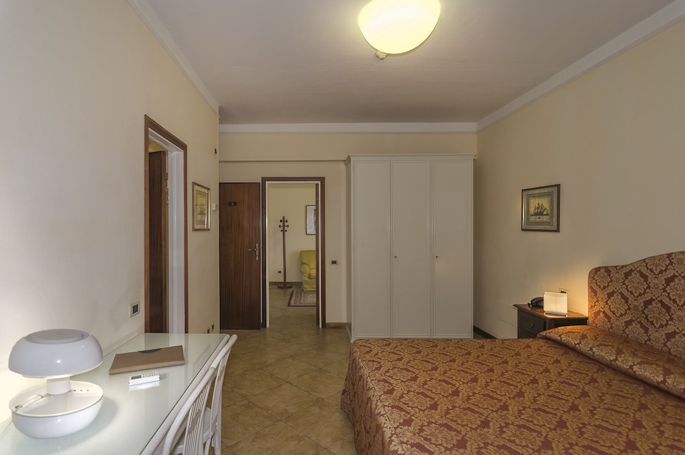 Hotel Verdemare 6/52