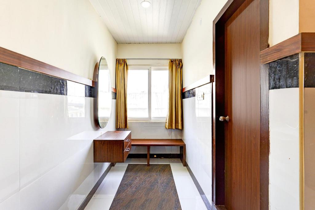 Hotel Grand Orchid 29/38