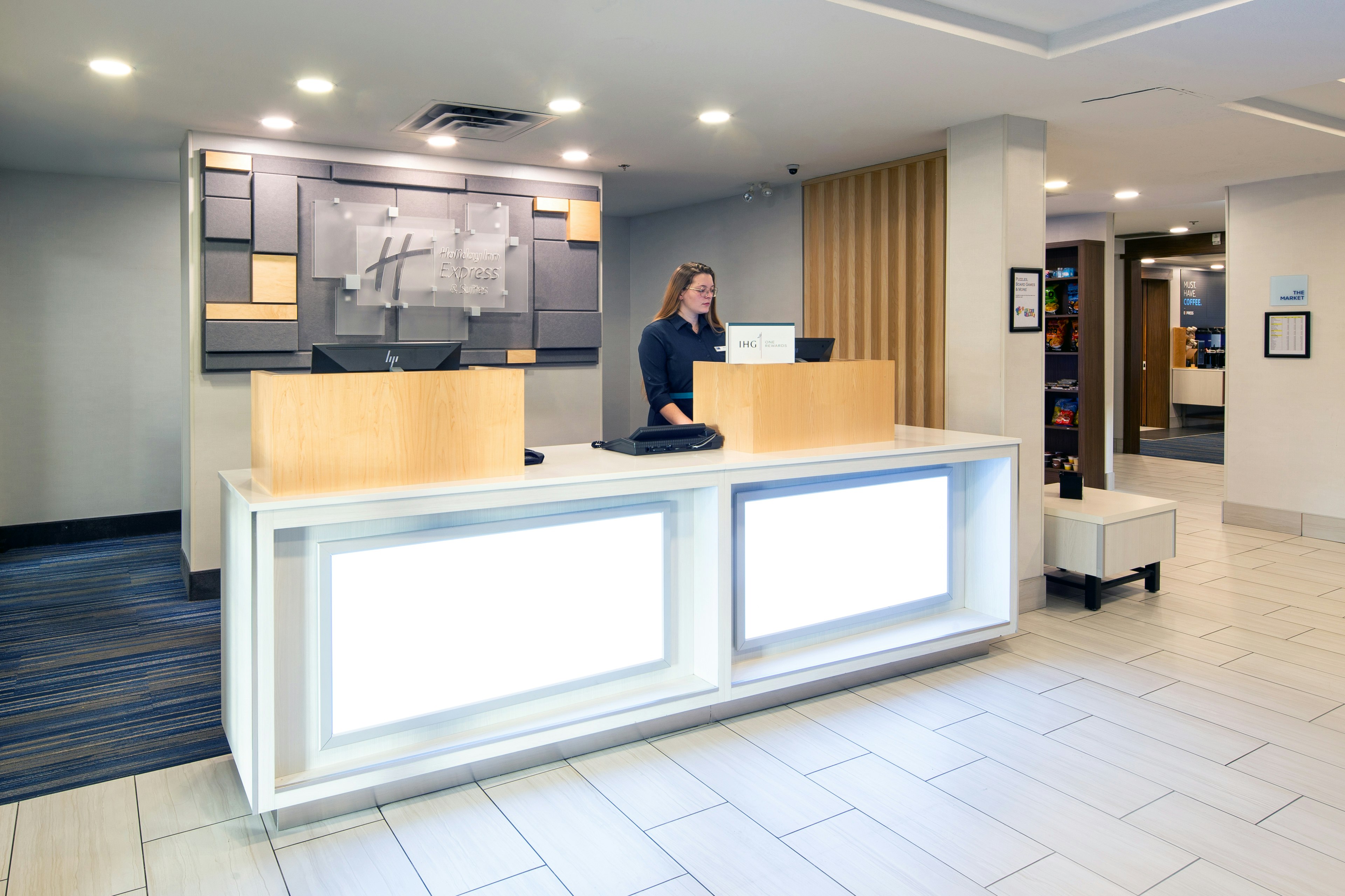 Holiday Inn Express Hotel Suites Hinton 10/57