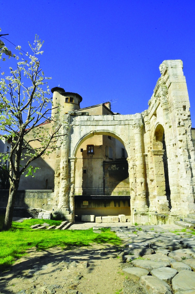 surroundings