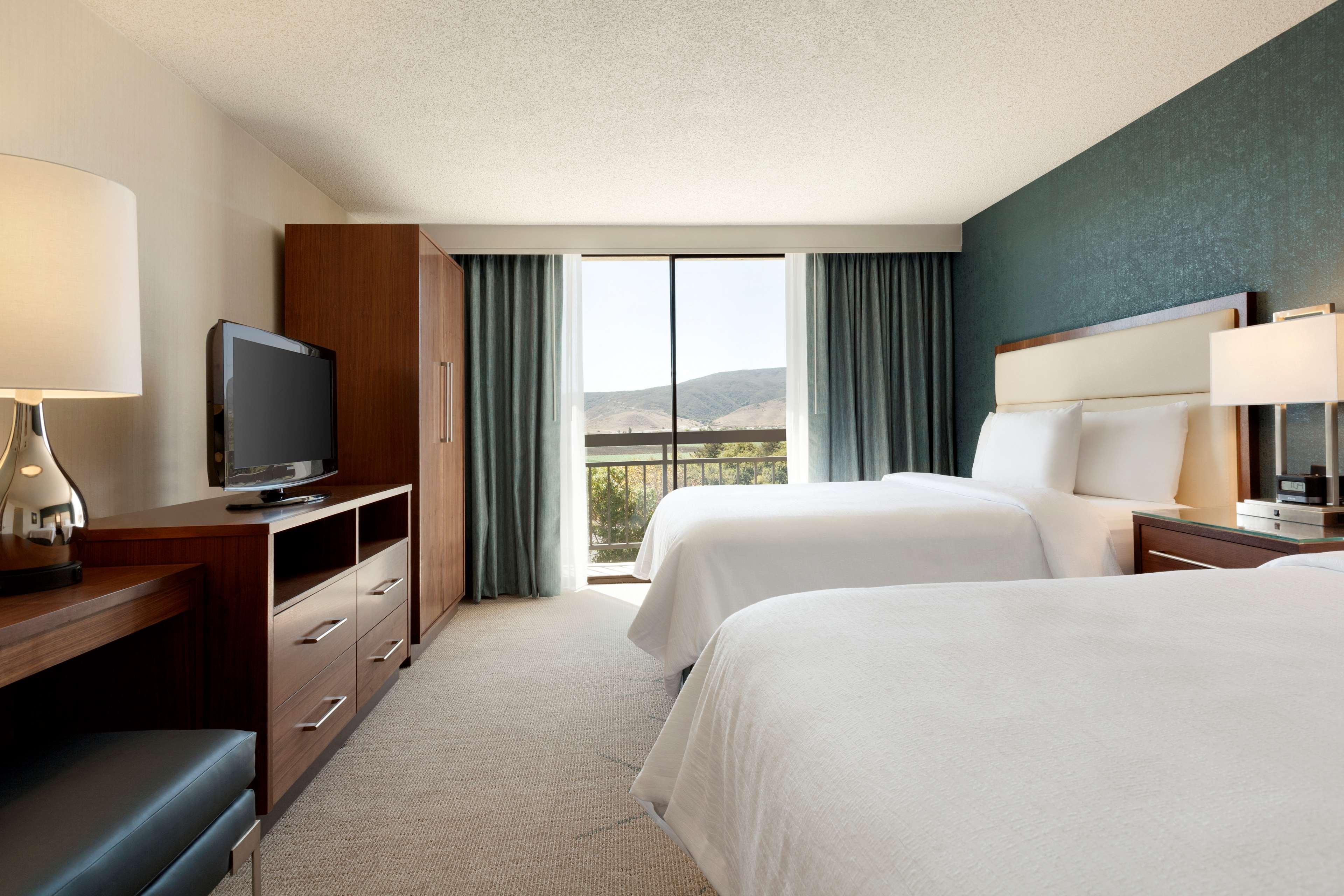 2 ROOMS, EXECUTIVE, SUITE, 2 QUEEN BEDS