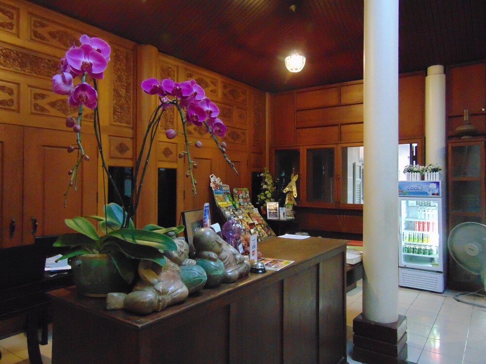 Pha Thai House 7/50