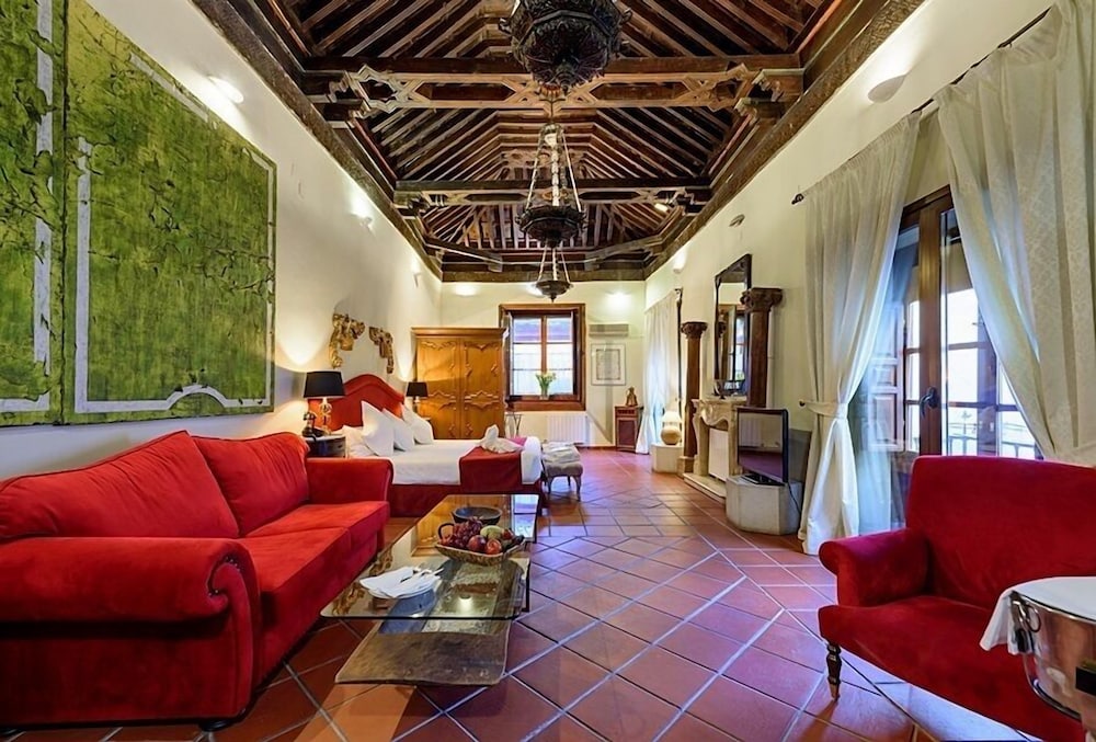 Hotel Palacio de Santa Ines 49/75