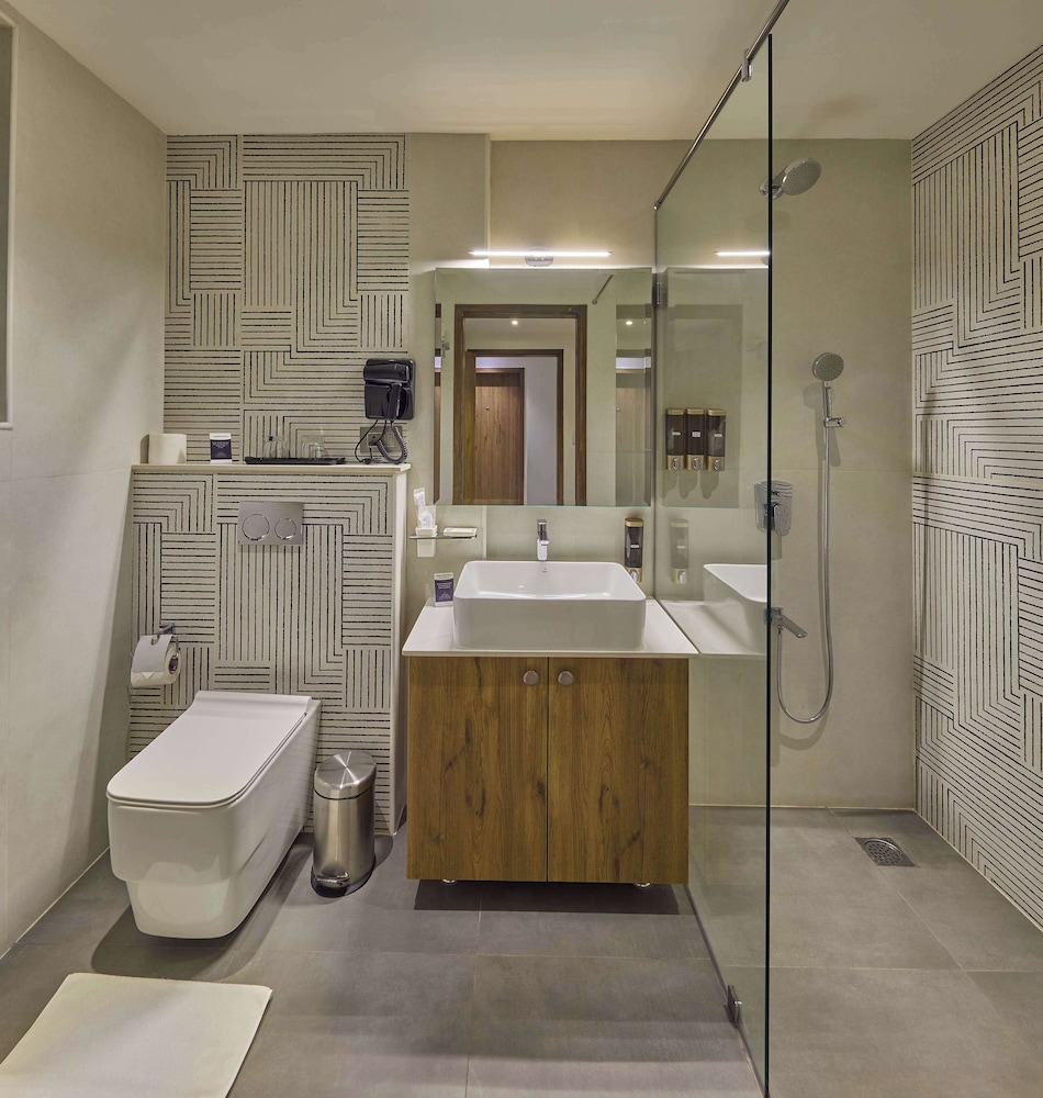 Grand Continent Hebbal A Sarovar Portico Affiliate 27/29