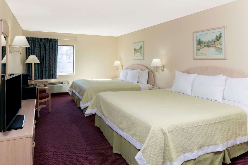 Days Inn by Wyndham Mount Vernon 14/50