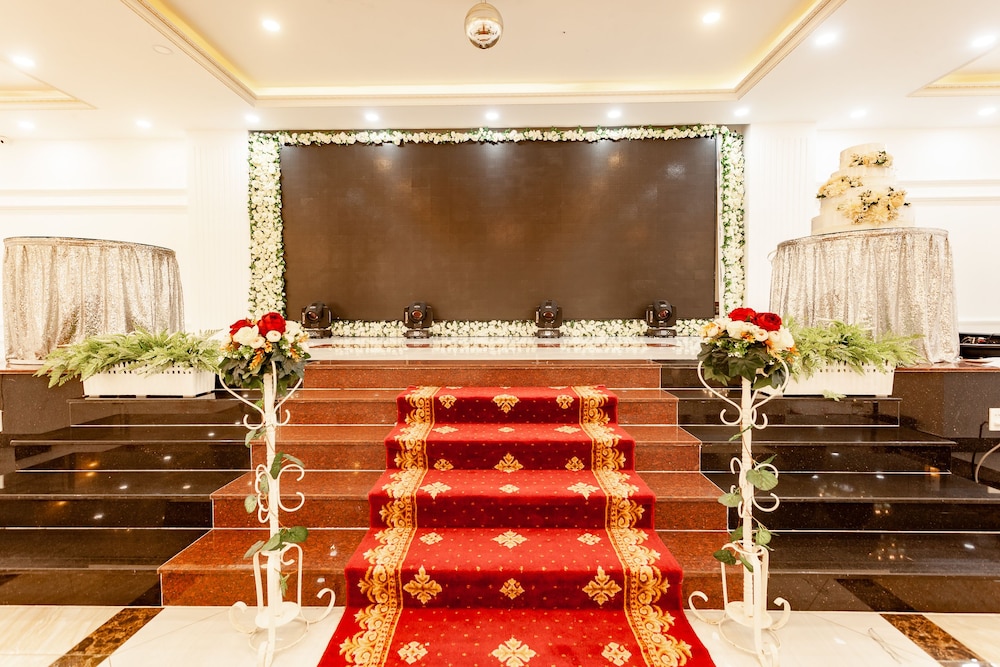 Phung Hung Boutique Hotel 8/62