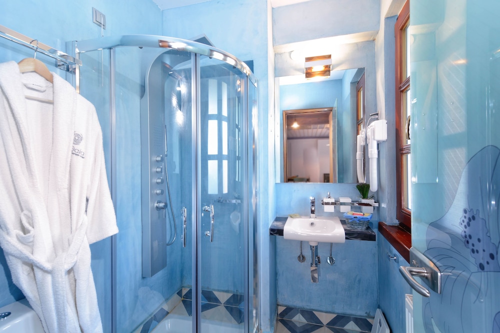 Dilofo Hotel Luxury Suites 45/51