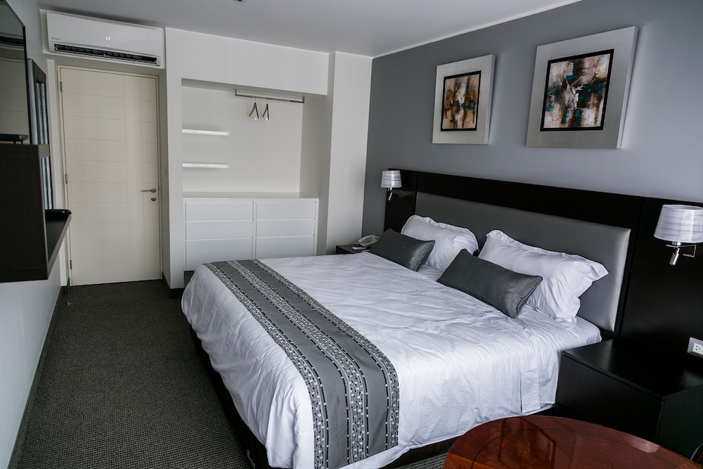 Petit Palace Apart Hotel Suites 8/50