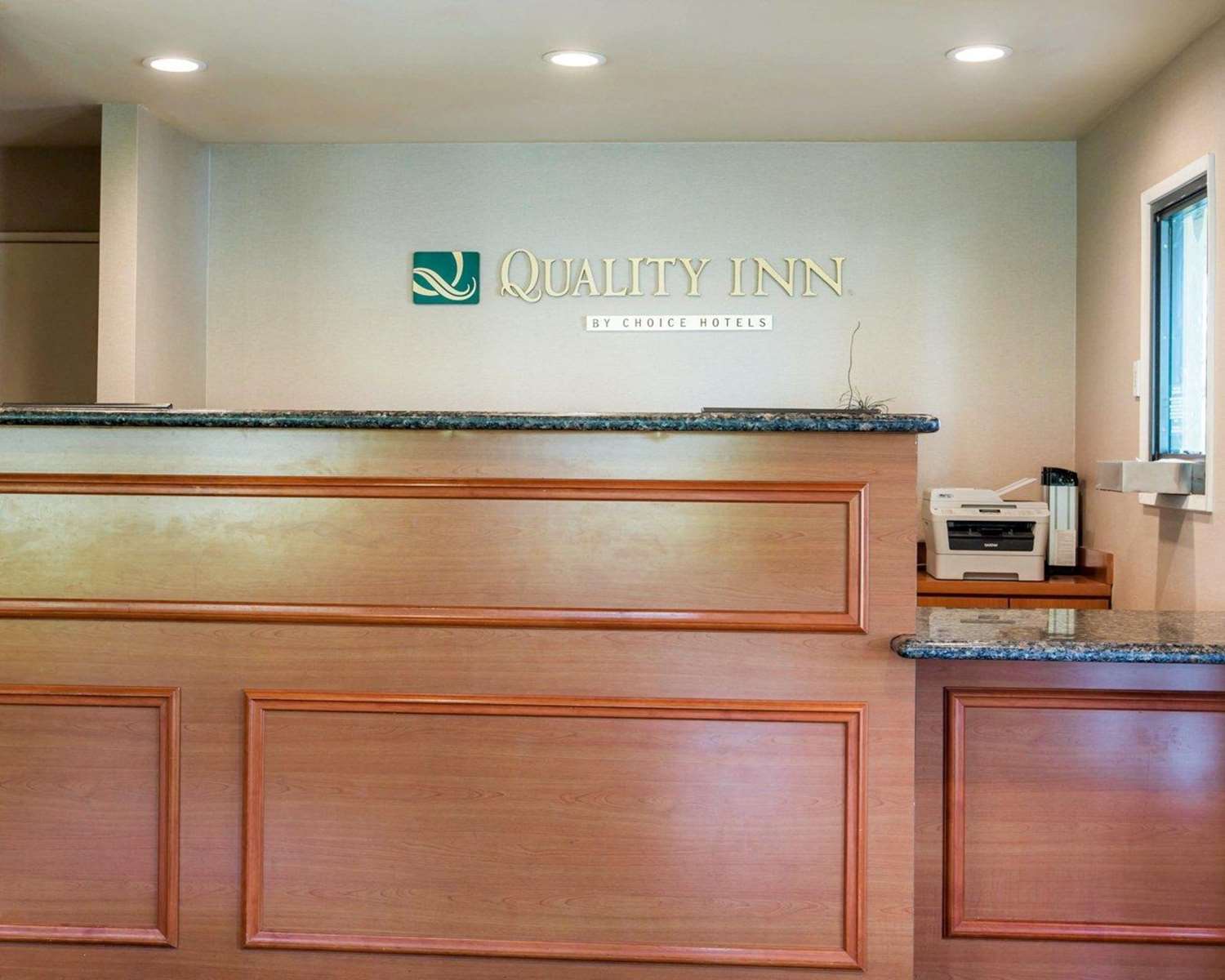 Quality Inn San Bernardino CA 8/43