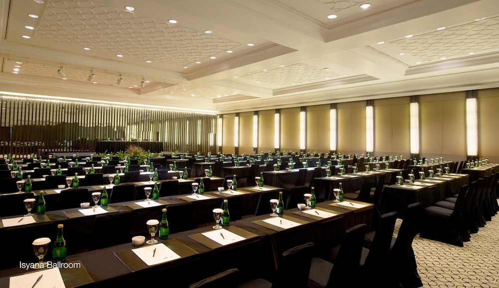 Bumi Surabaya City Resort 34/46