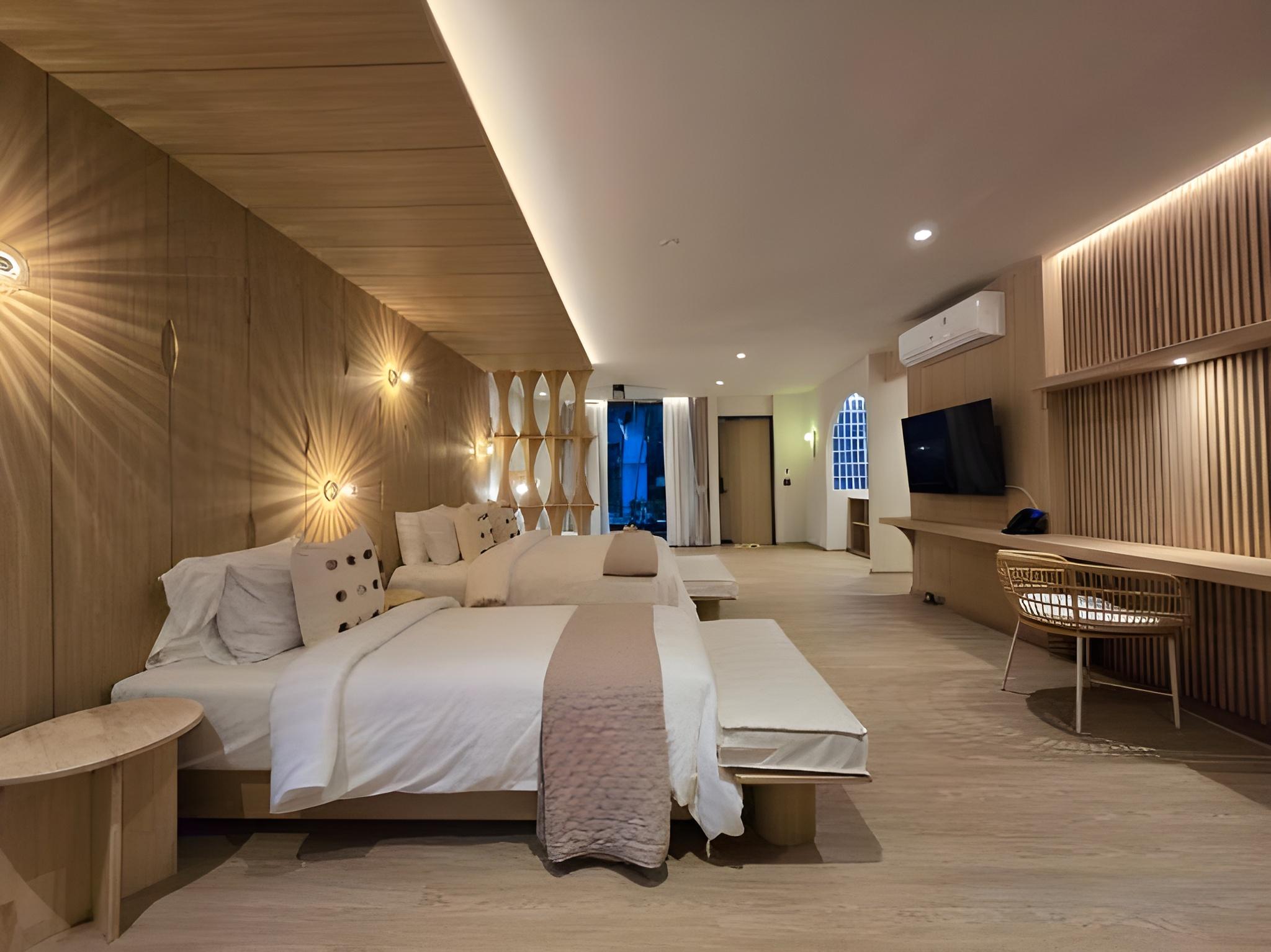Family, 1 Queen and 1 Single Bed, Pool Terrace